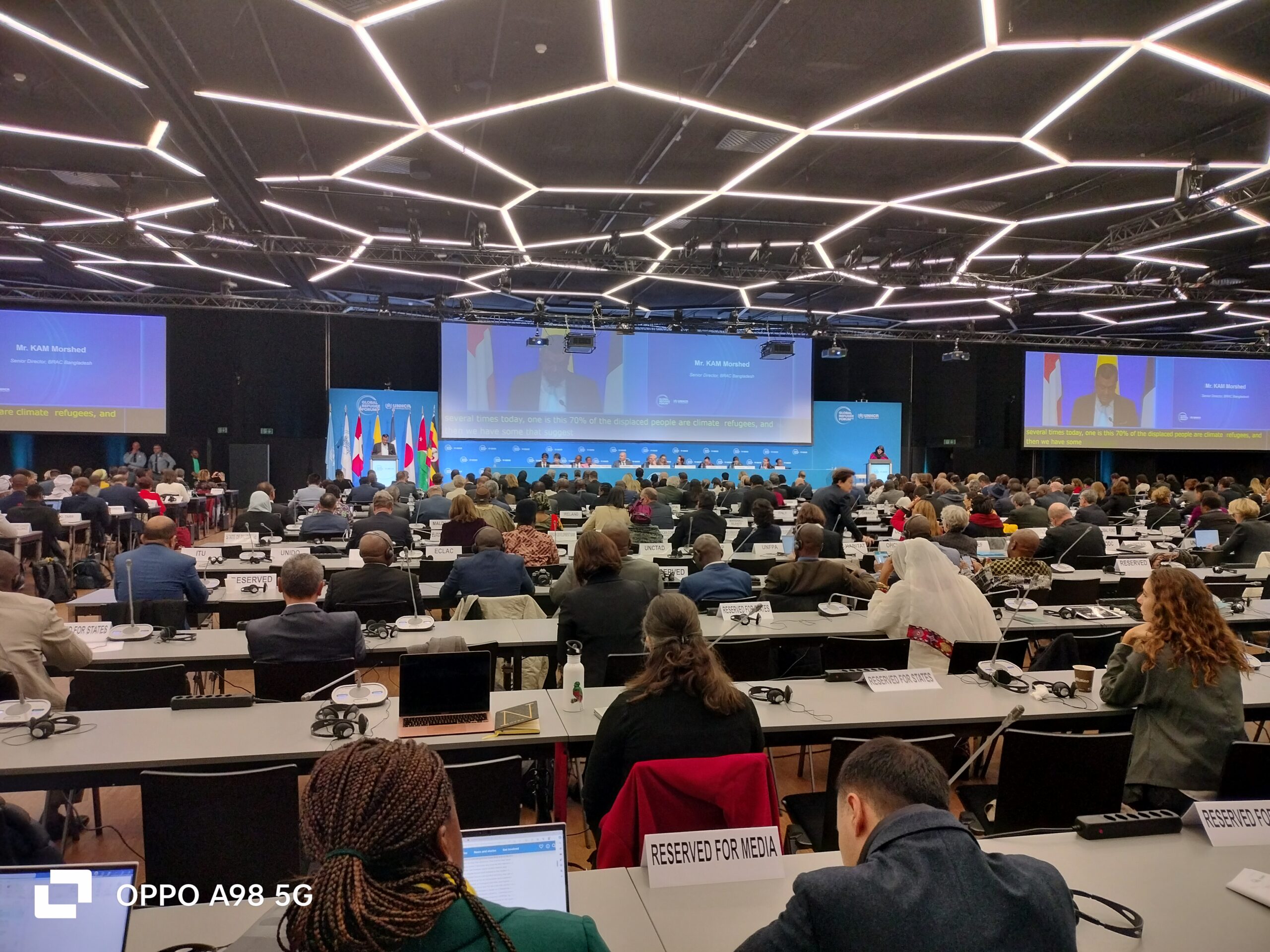 Podemos ayudar a Ayoo. Y a más. Estamos en Ginebra con fare en el foro mundial de refugiados para comprometernos